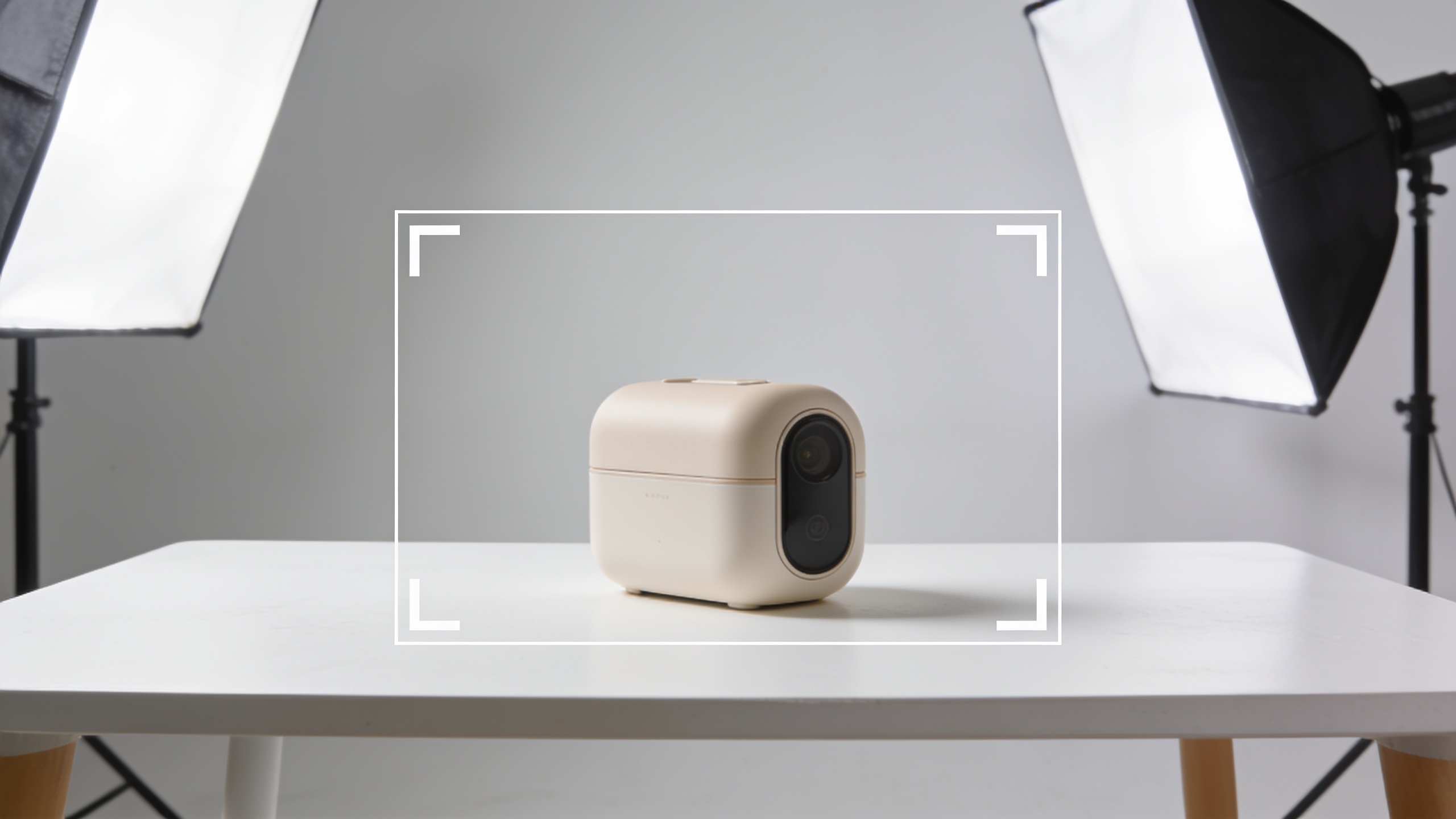 Product photo on table with 9:16 framing overlay